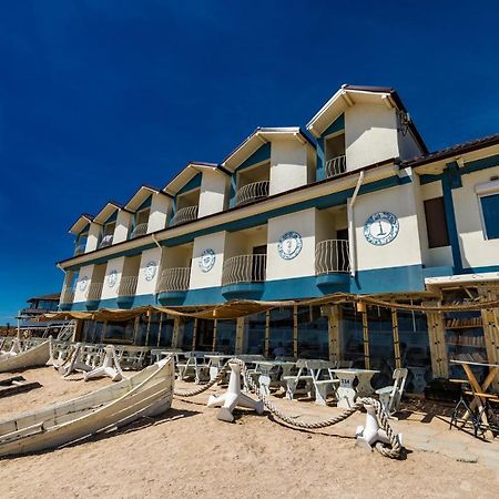 Micul Golf Hotel Două Mai Kültér fotó